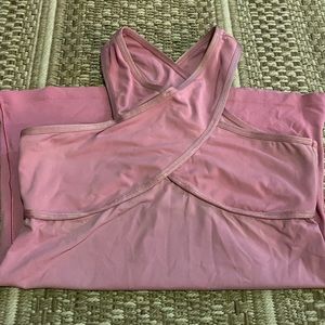 Alo criss cross workout top